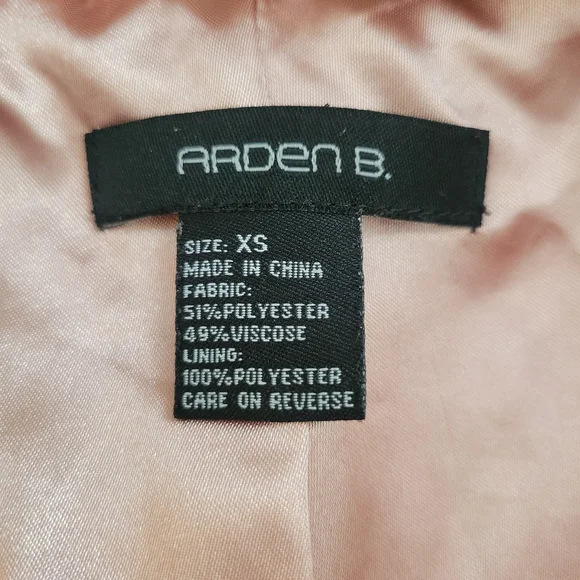 Arden B. Pink Jacquard Belted Straight knee length fully lined coat size XS - Picture 3 of 11